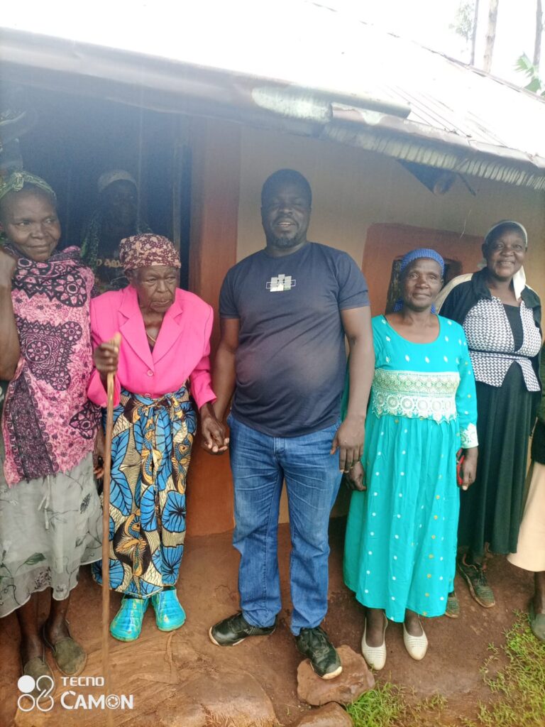 picture of elderly women